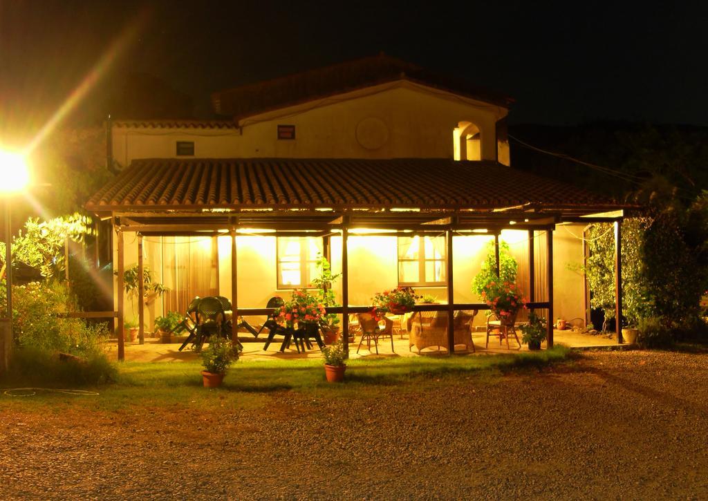 Вилла Agriturismo Satanca Арбус Экстерьер фото
